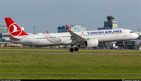 Tc Lsd Turkish Airlines Airbus A Nx Photo By Petr Simacek Id