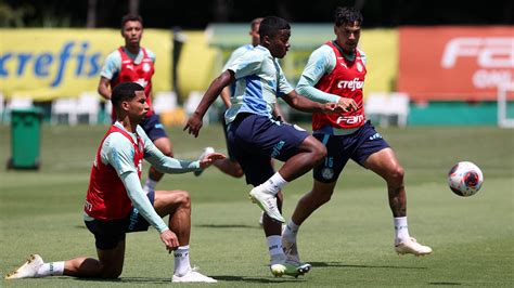 Palmeiras Faz Treino T Tico De Olho No Cl Ssico Contra O Corinthians