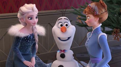 Watch Frozen S Anna And Elsa Sing A New Song And Tidy Up Their Castle