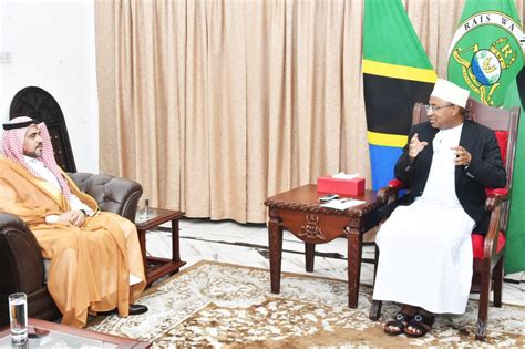 Rais Wa Zanzibar Akutana Na Balozi Wa Saud Arabia Full Shangwe Blog