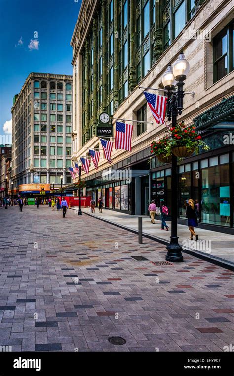 The Downtown Crossing shopping district in Boston, Massachusetts Stock Photo - Alamy