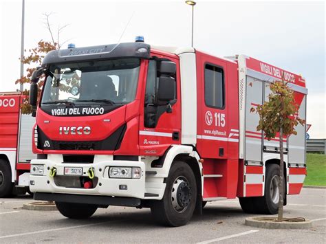 Iveco 180 300 EuroCargo Magirus Maxi City APS Vigili Del F Flickr