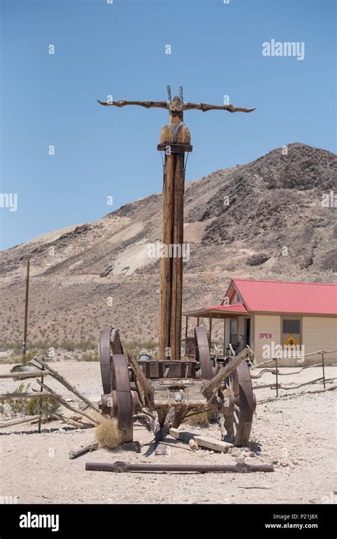 Goldwell open air museum in Rhyolite historic gold mining ghost town ...