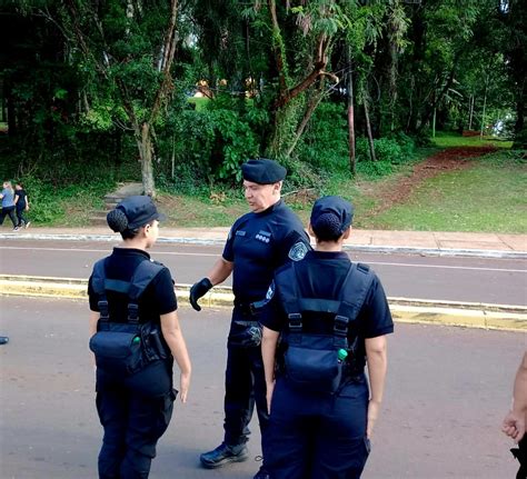 Con M S De Agentes La Polic A De Misiones Brindar Seguridad