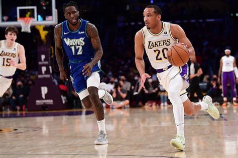 Lakers News Frank Vogel LeBron James Praise Avery Bradley For Two