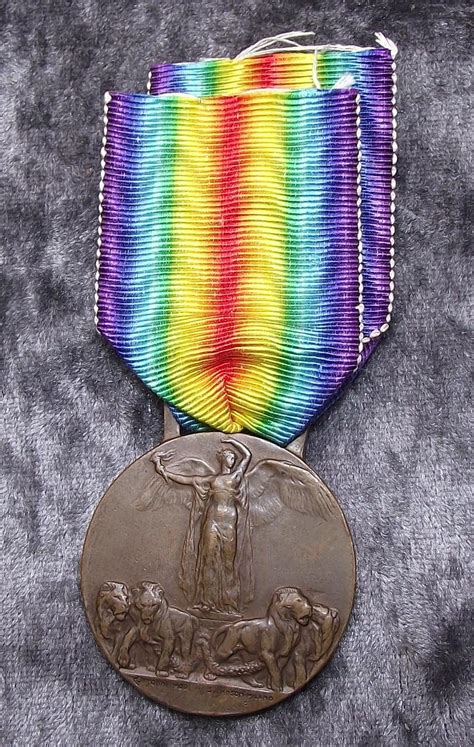 Crow Valley Militaria Italian 191418 Victory Medal