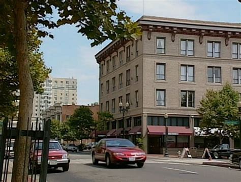 Imcdb Org Ford Thunderbird In The Jamie Foxx Show