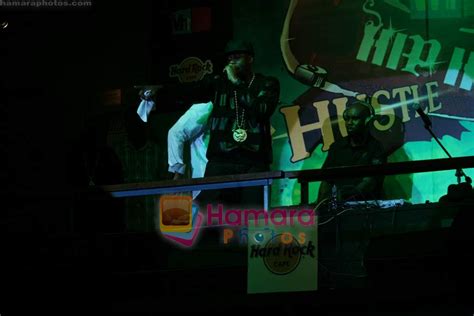 Kardinal Offishall live in Hard Rock Cafe, Mumbai on 19th March 2009 ...