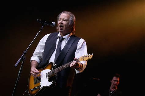 Greg Kihn 75 Dies Scored Hits With Jeopardy And The Breakup Song