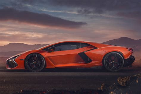 Lamborghini Revuelto Lb744 Debuts As V12 Hybrid Beast Carspiritpk