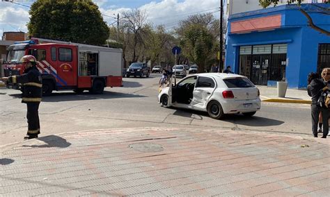 Un Automovilista Result Con Lesiones En Un Accidente Entre Dos