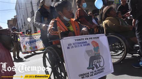 Los Tiempos on Twitter Conmemora el Día Internacional de la Silla de