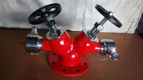 Mild Steel Double Outlet Fire Hydrant At Rs 4250 Fire Fighting