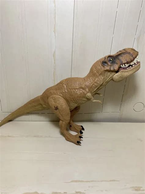 Jurassic World T Rex Chomping Tyrannosaurus Rex Dinosaur Brown Figure