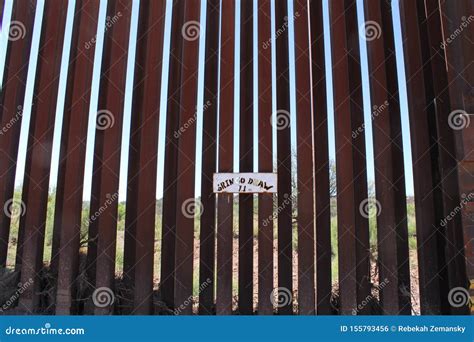 US-Mexico Border Fence 4795 Editorial Photo - Image of security ...