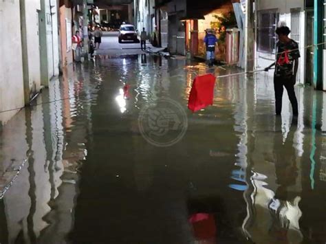 Diez Colonias Inundadas En Las Choapas Y Un Puente Colapsado