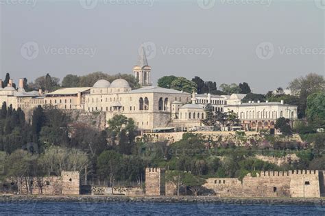 Topkapi Palace in Istanbul City 10245424 Stock Photo at Vecteezy