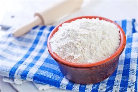 tepung sagu terbuat