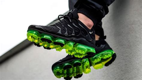 Release Alert Nike Air Vapormax Plus Black Volt The Sole Supplier