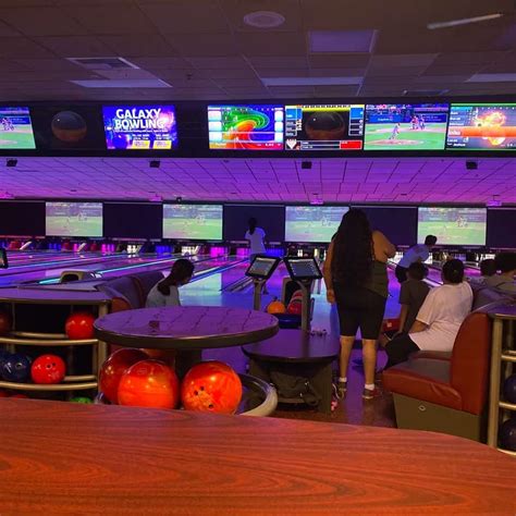 Get Your Strike On Ten Pin Bowling In Bellflower California