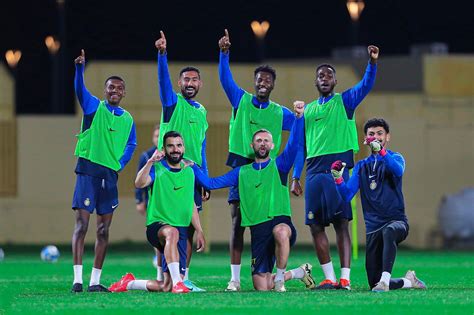 الدوري السعودي الهلال لمواصلة سلسلة انتصاراته التاريخية على حساب الخليج