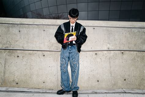 The Best Street Style Photos From the Fall 2023 Shows in Seoul | Gallery