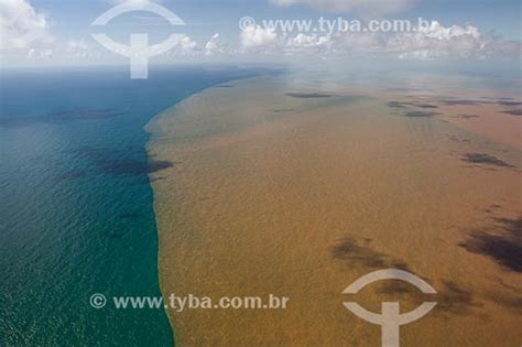 Tyba Online Assunto Foto Aérea Da Lama Chegando Ao Mar Pelo Rio