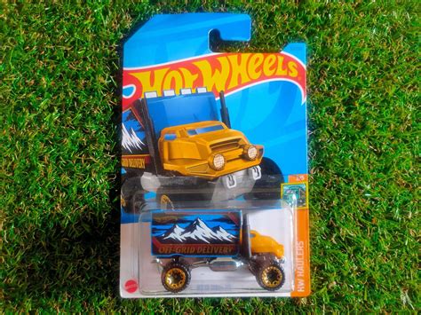 Hot Wheels Baja Hauler