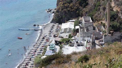 The Ultimate Guide to the beaches of Lipari | The World of Sicily