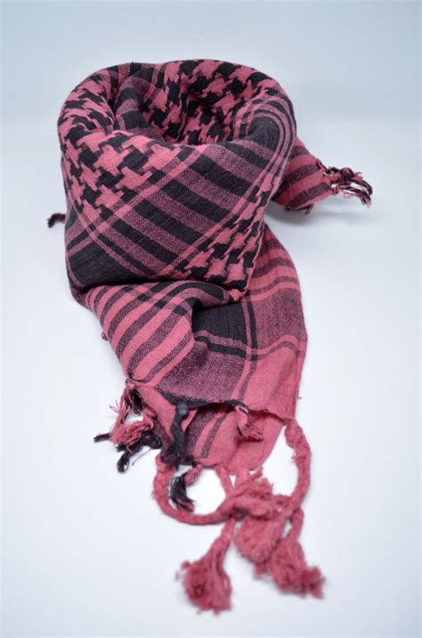 Womens Keffiyeh Scarf Pink | edocollection