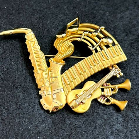 AJC Jewelry Vintage Signed Ajc Musical Jazz Band Instruments Brooch