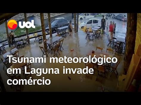 Tsunami Meteorol Gico Em Praia De Sc C Meras Flagram Avan O Do Mar