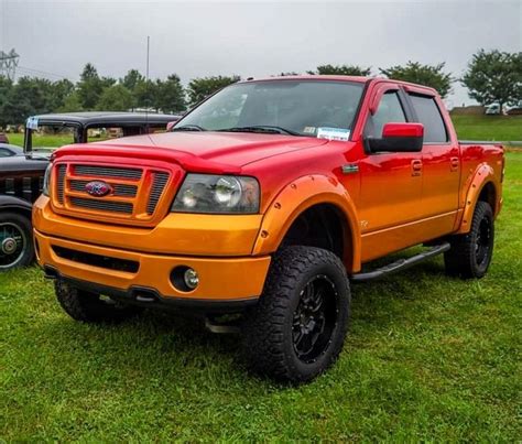 Pin By ⋆dhestiny⋆ On Two Tone Ford Trucks Ford F150 Toy Car