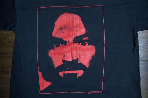 チャールズマンソン Charles Manson ビンテージtシャツ シリアルキラー ジョンゲイシー エドゲイン 激レア Tシャツ ｜売買され