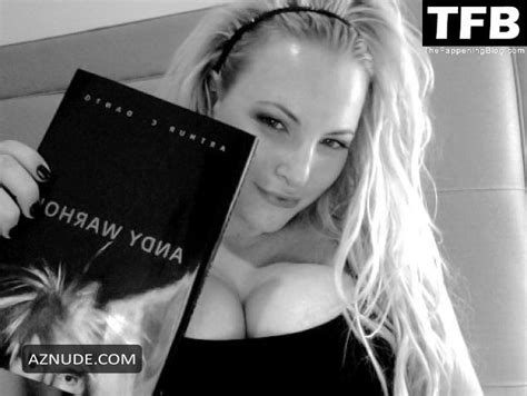 MEGHAN MCCAIN Nude AZNude