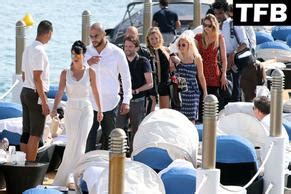 Lily Allen Sexy Seen Flaunting Her Hot Cleavage In A White Top At The Cannes Film Festival Aznude