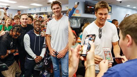 Tom Brady Joins Forces With Kevin Hart And Travis Scott At Topps Hobby