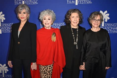 Sally Field Jane Fonda Rita Moreno Lily Tomlin Go Viral With Cbs