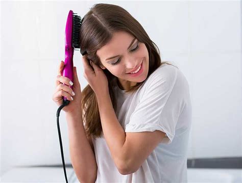 6 Best Hair Straightening Brushes For Every Hair Type [2023 Tested]