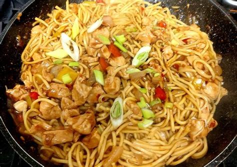 My Sweet Chilli Chicken And Noodle Recipe By Maureen 😀 Cookpad