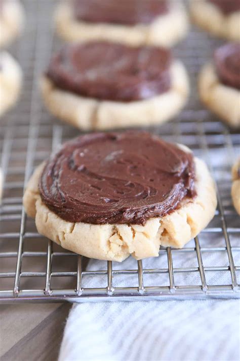 Peanut Butter Sugar Cookies With Chocolate Frosting Mel S Kitchen Cafe