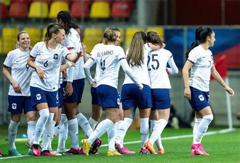 La Coupe Du Monde Féminine 2023 Pas Diffusée à La Tv En France La Fifa Lenvisage