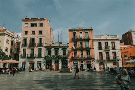 The Best Of Pla A Del Sol A Guide To Barcelonas Favorite Square Bcn