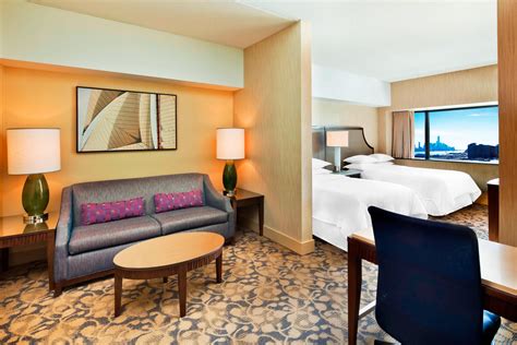 Sheraton Lincoln Harbor Hotel hotel amenities | Hotel room highlights