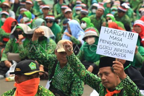 Aksi Demo Guru Inpassing Minta Diangkat Jadi ASN ANTARA News Bengkulu