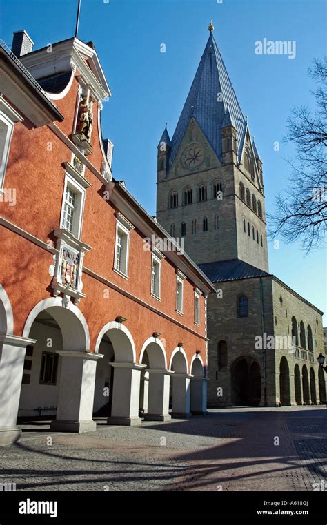 St Patrokli Front Und Kirche Fotos Und Bildmaterial In Hoher