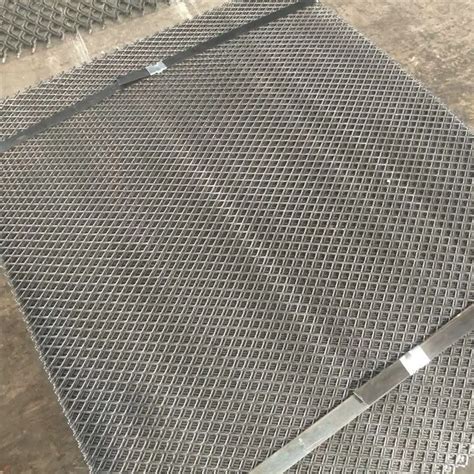 Perforated Expanded Metal Raised Flattened Expanded Metal Sheet