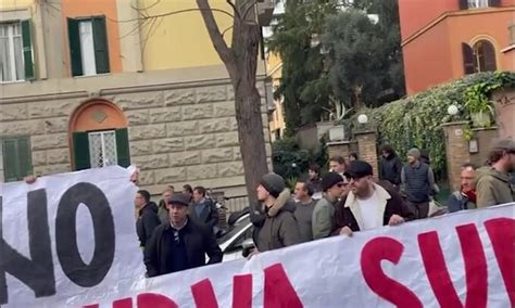 Funerali Losi Lo Striscione Della Curva Sud