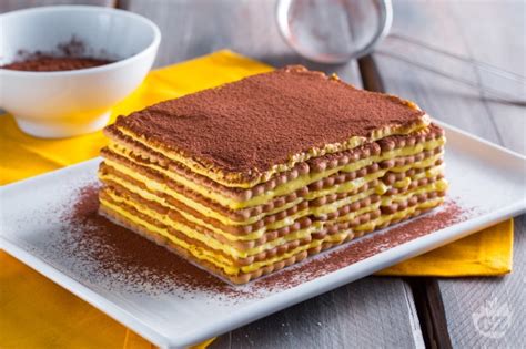 Ricetta Tiramisù con biscotti secchi La Ricetta di GialloZafferano