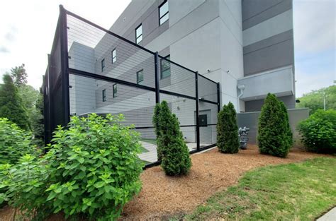 The Benefits of Commercial Fence and Gate Installation for Your Business - Fence Builders Inc.